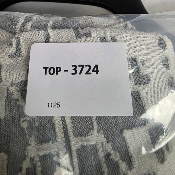 Maurices Aztec Print Lightweight Sweater XL Gray - Picture 8 of 8